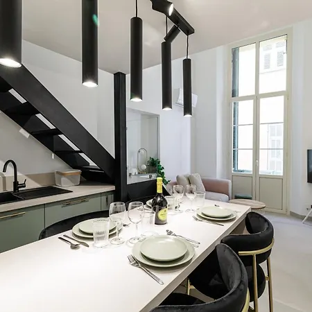Grimaldi Place-plage-centre-clim Апартаменты